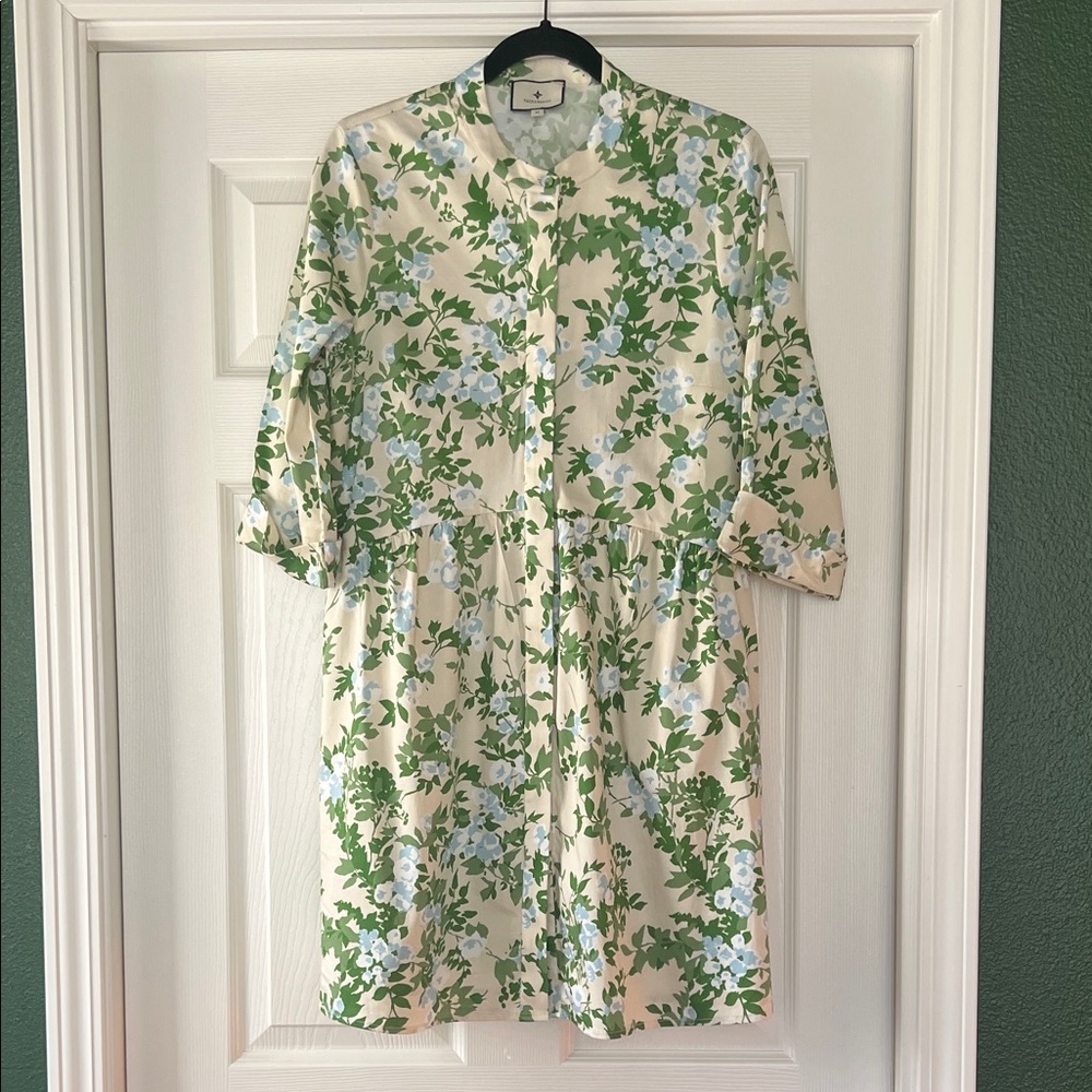 Tuckernuck Green and Blue Floral Blouse